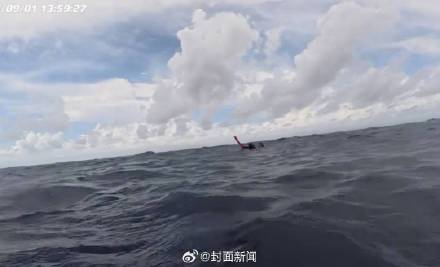 渔船救起 渔船救起