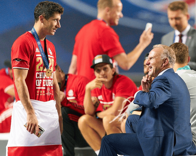 弗里克一起, 度过了非凡, alt 弗里克一起, 度过了非凡, alt