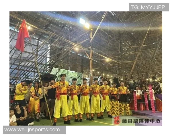 “东方狮王”闪烁赛场丨广西梧州市藤县醒狮队斩获第十五届全运会大众展演舞龙舞狮项目决赛（南狮自选）亚军